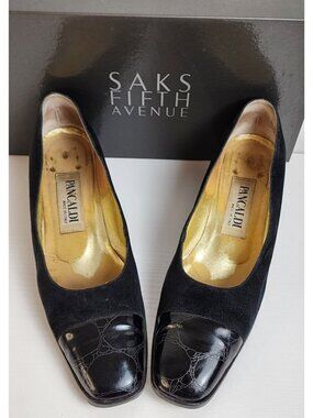 Vintage. PANCALDI Women's Italian Suede Pumps with patent Leather Cap toes. 1.5"